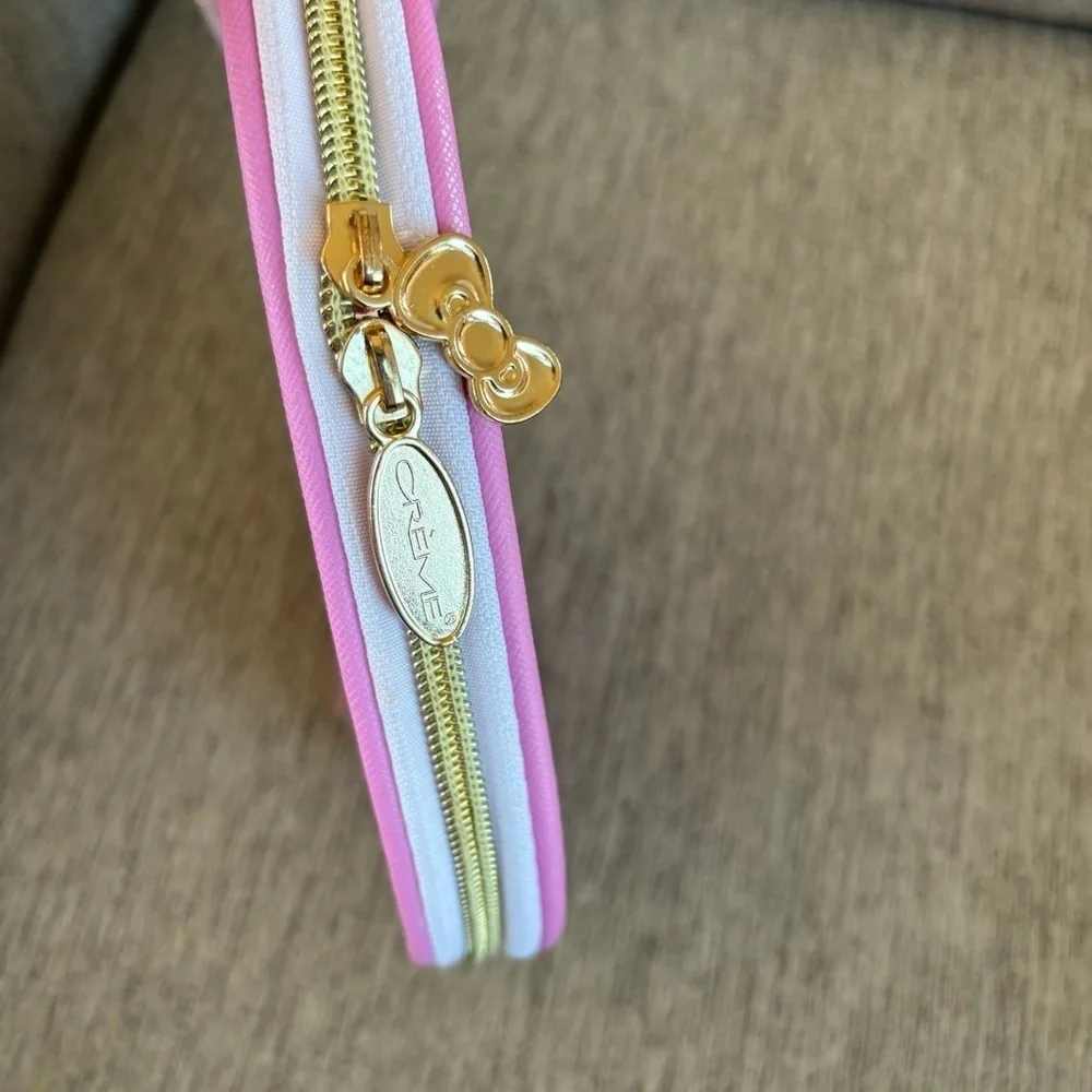 Hello Kitty Cremé Makeup‎ Bag